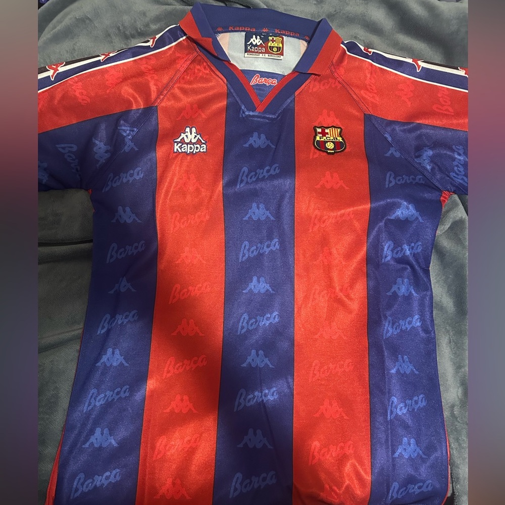 90’s Barcelona soccer jersey